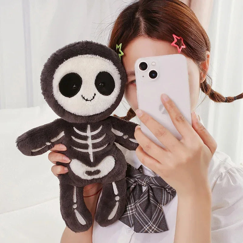 Skeleton & Mummy